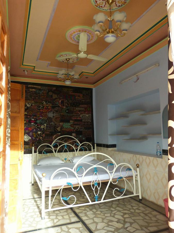 La Casa Jodhpur Inn Buitenkant foto